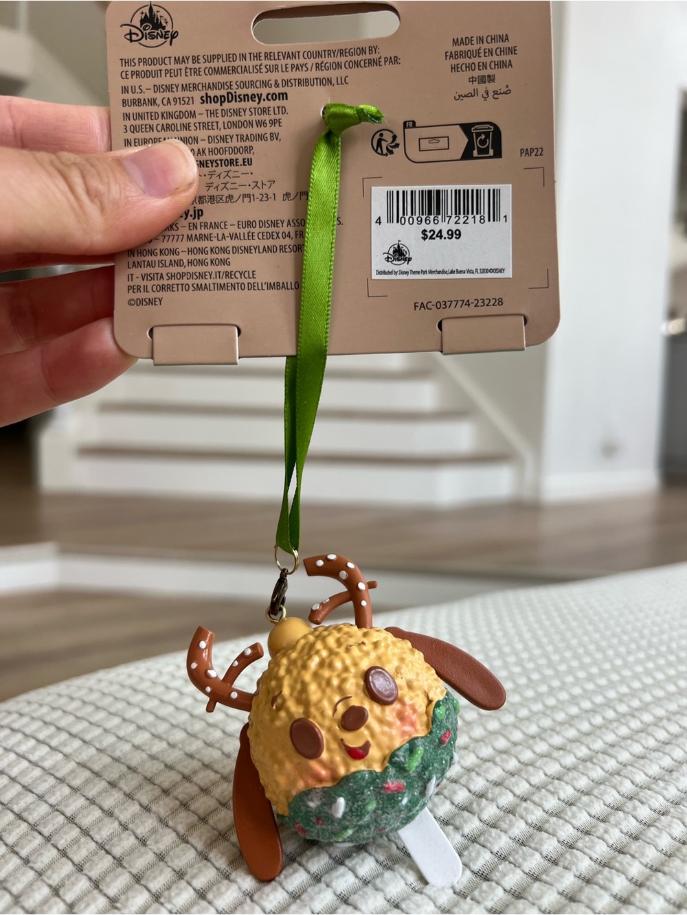 Disney Munchlings Holiday Ornaments - Picture 5 of 6